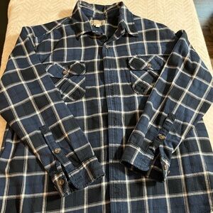 Duluth Trading XL Button down Flannel Shacket